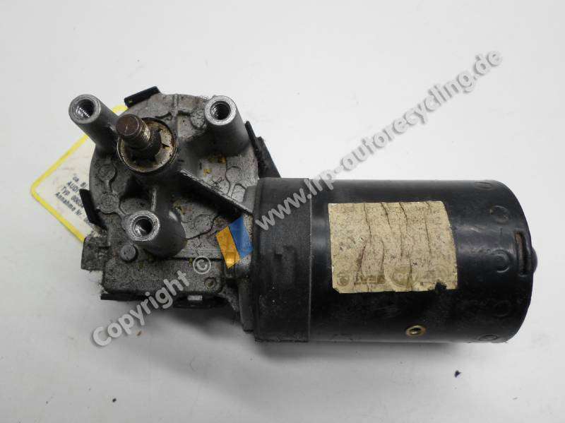 Audi A3 8L Bj.1997 Wischermotor vorn Bosch 0390241137 1J1955113A